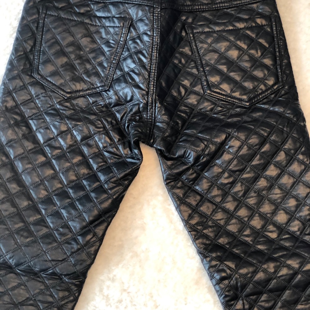 Quilted pattern leather pants - Picture 4 of 6